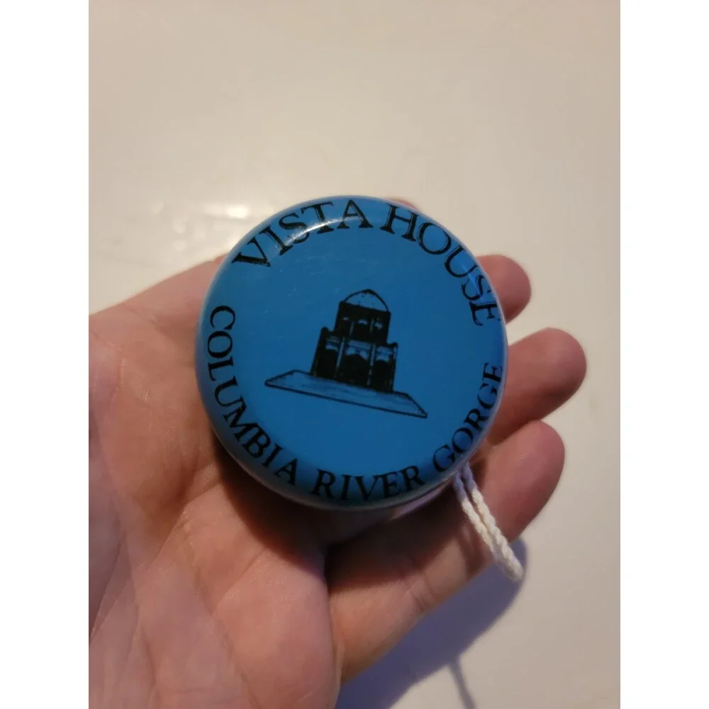 Yo-yo Wooden Destination Souvenir Blue Vista House Columbia River Gorge